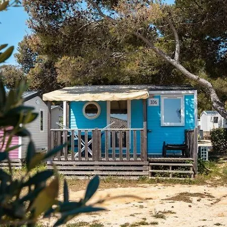 Martigues, Camping De L'Arquet **** Exterior photo